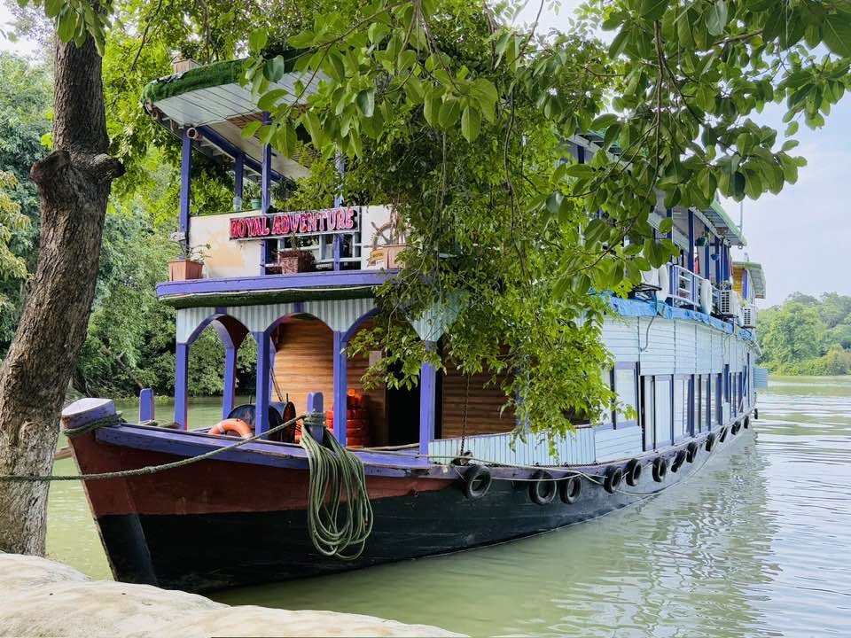 Royal Adventure Houseboat Moored in Nature