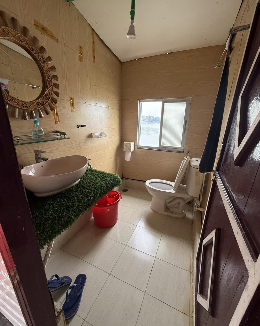 Attached Washroom